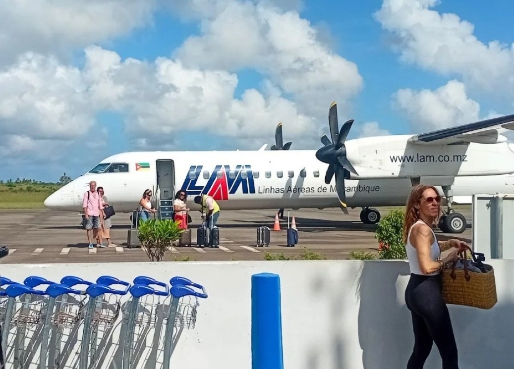 Turistas.jpg