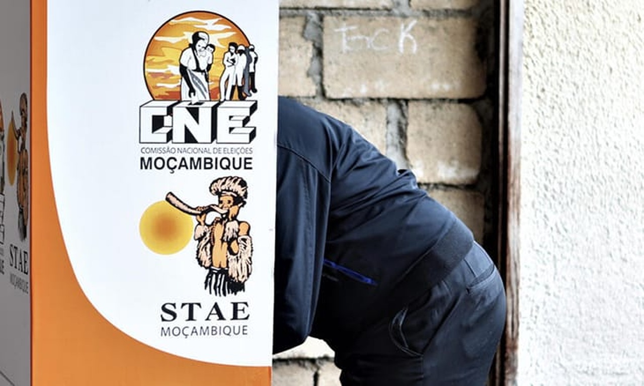 CNE.jpg