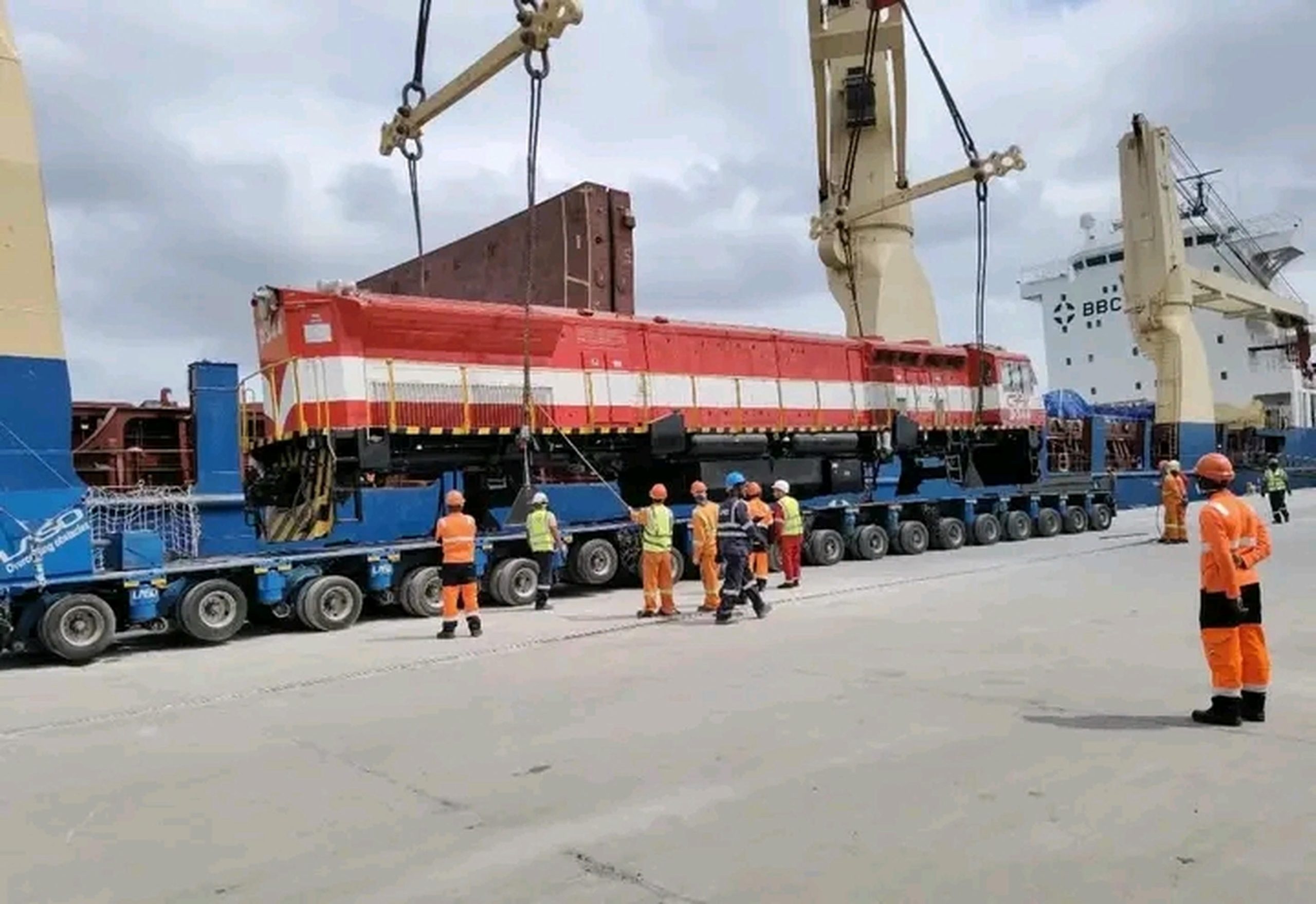 Locomotiva da CFM scaled.jpeg
