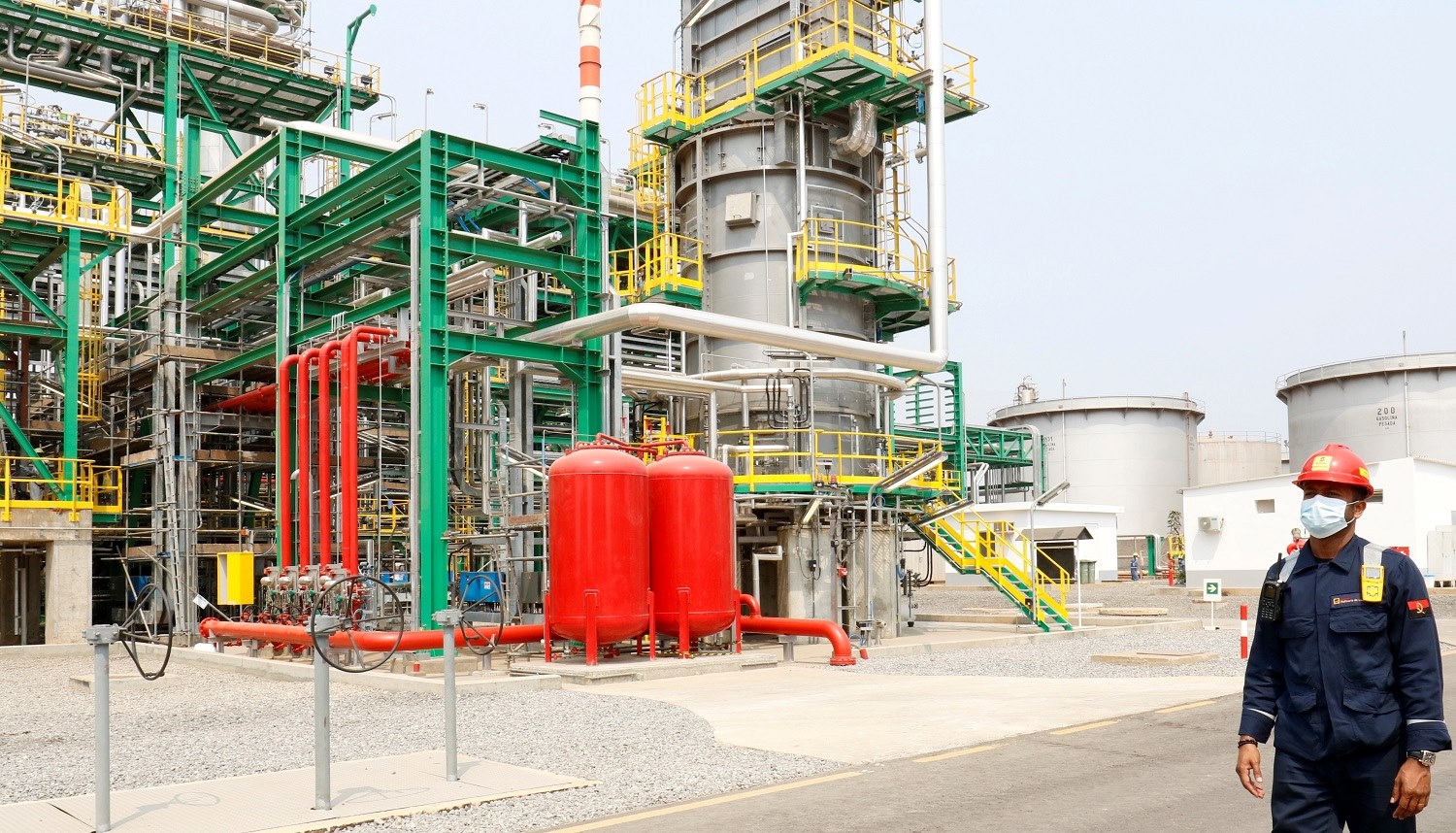 Novo complexo refinaria instalacoes website.jpg